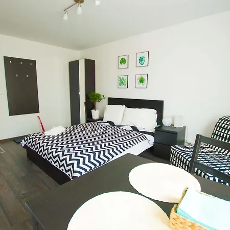 Pfenning By Little Heaven * 그단스크